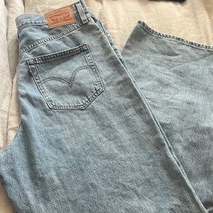 Levi’s high waisted straight leg jean